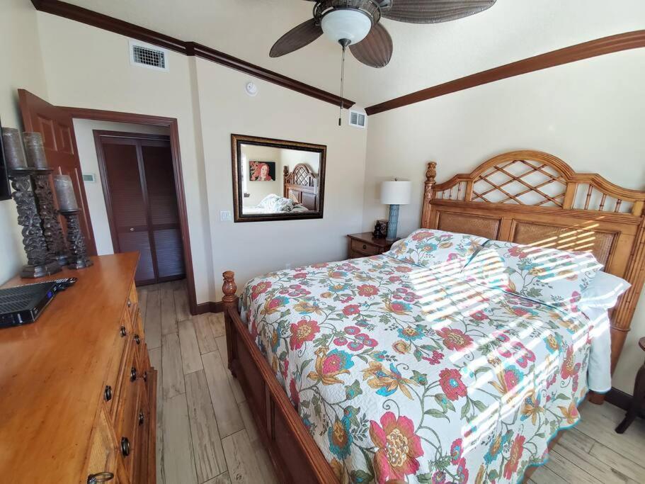 Hawaiian Cottage - Heated Pool Walk To The Beach Коко-Біч Екстер'єр фото